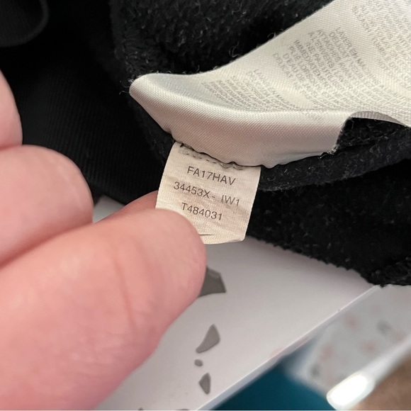 Nike Dri-Fit Iowa Hawkeyes Pullover Sweatshirt Black Gold XL - Picture 4 of 6